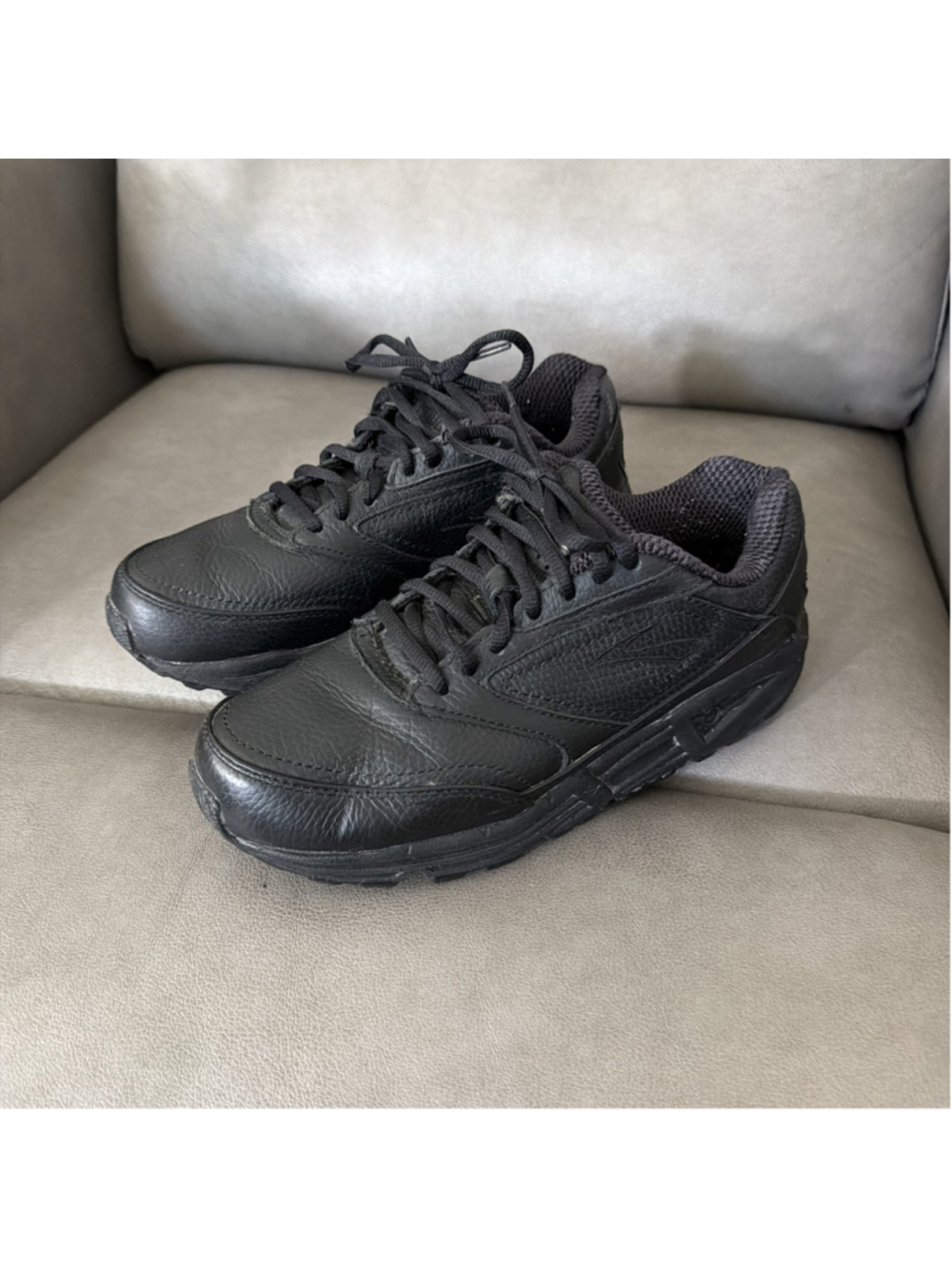 WOMEN’S BROOKS ADDICTION WALKER SHOES SNEAKERS SIZE 7 US 38 EU BLACK LACE UP SHO